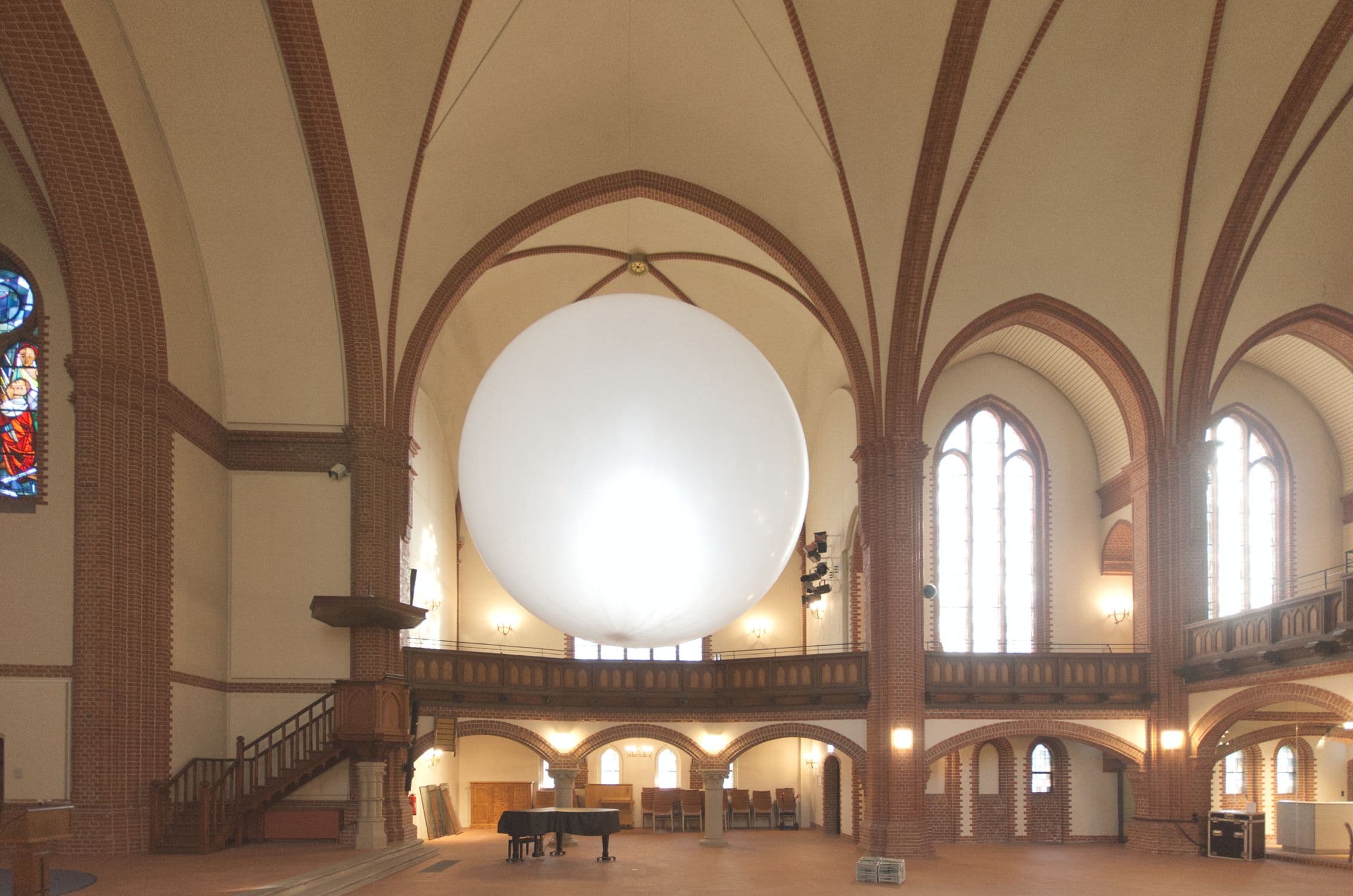 Kunstinstallation nach der Wiedererföffnung